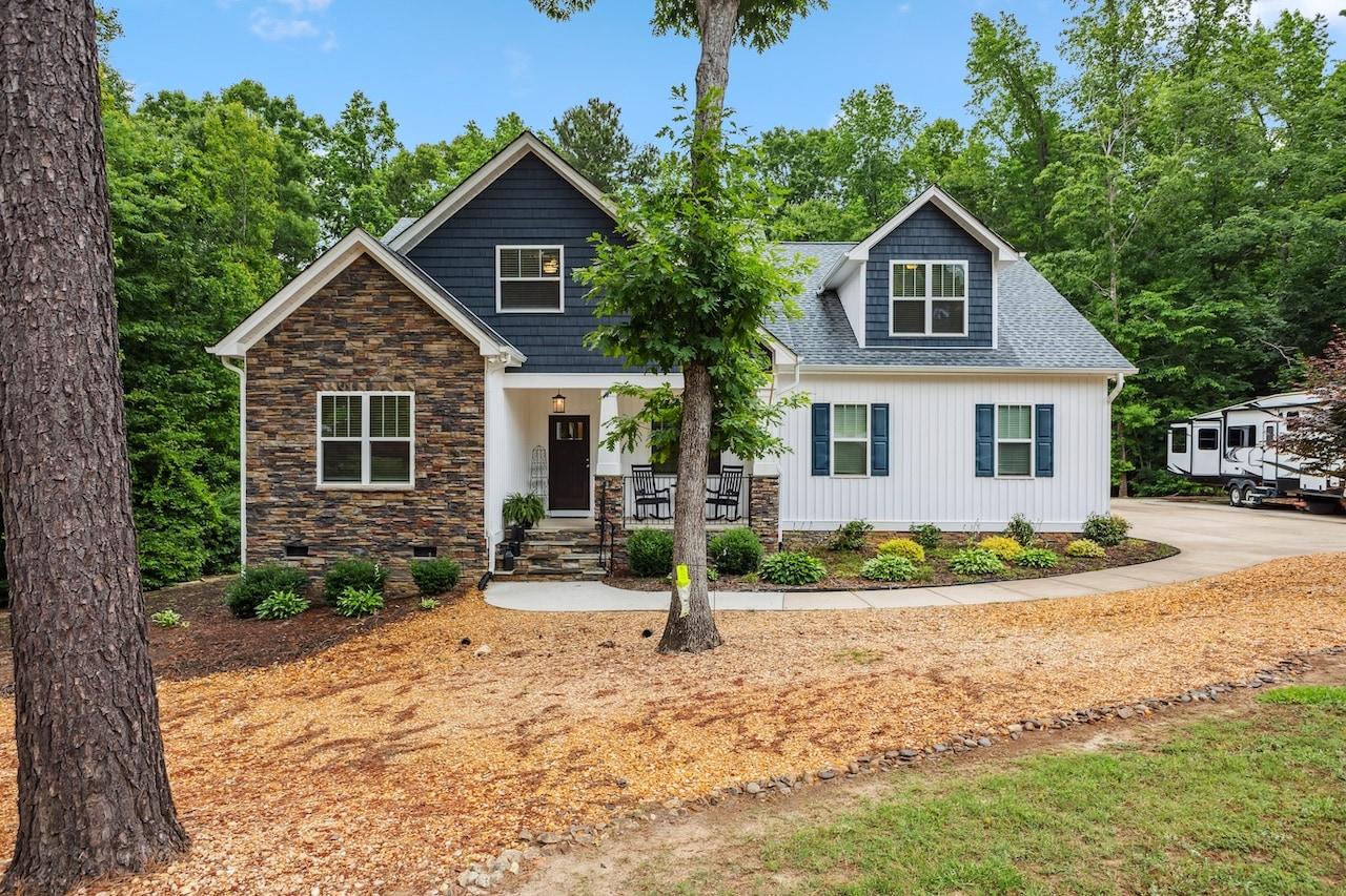 100 Lexington Ave – Zebulon NC 27597