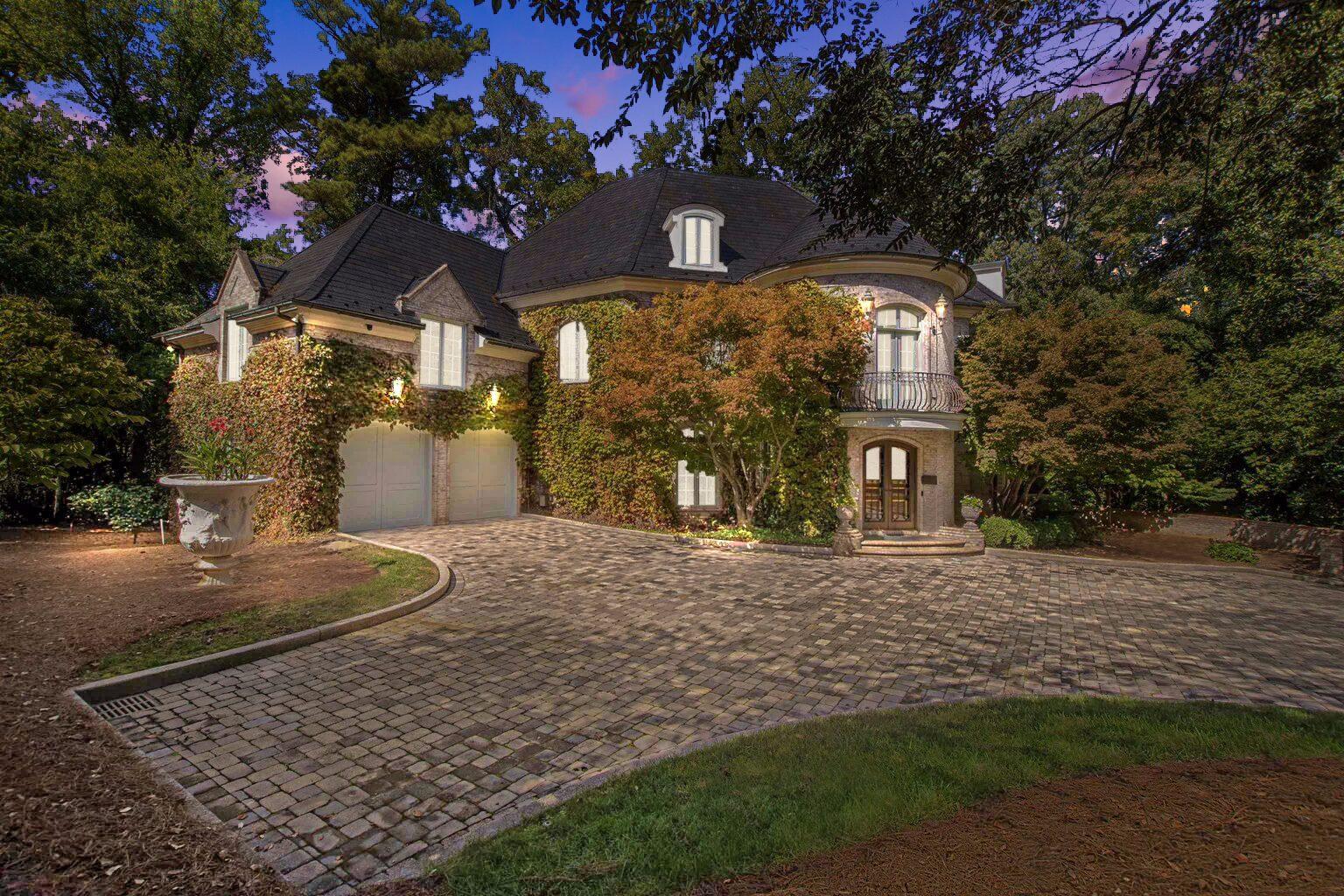 2658 Davis St, Raleigh NC 27608
