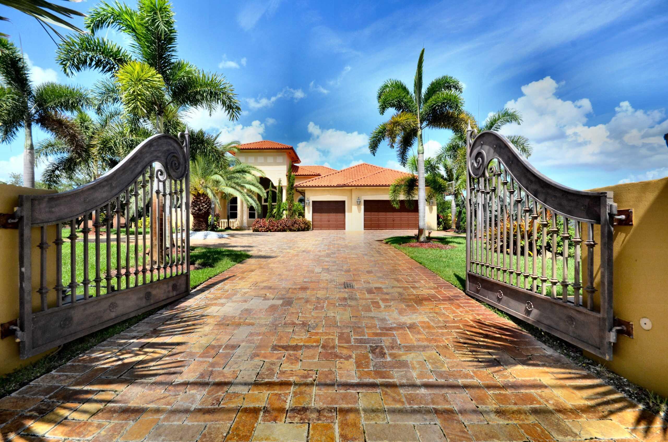 5941 SW 185 Way, Southwest Ranches, FL -SOLD-